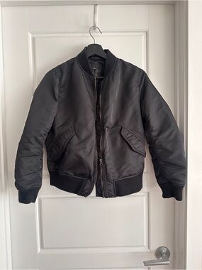 Uniqlo Black Bomber Jacket Size L